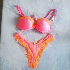 VICTORIA'S SECRET VERY SEXY Tease  Bra 32C Push-up and Panty M Set VS Pink